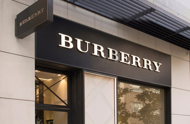 BURBERRY - Vallée Village